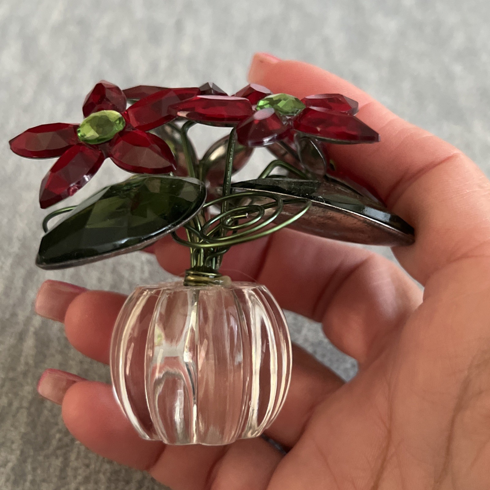 Poinsettia Flowers In Vase With Mirror Small Decor Plastic 3in Tall Shelf Sitter