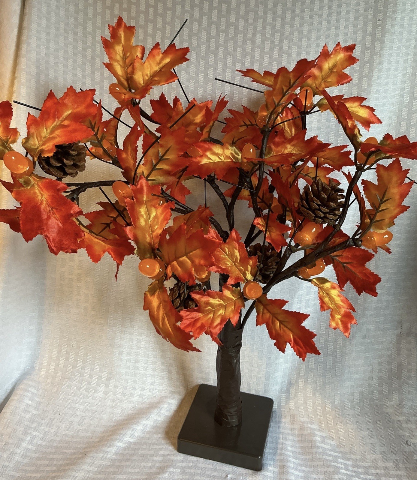 Fall Maple Tree Acorn Lights, Lighted Fall Tree with Pine Cones, Fall Decor