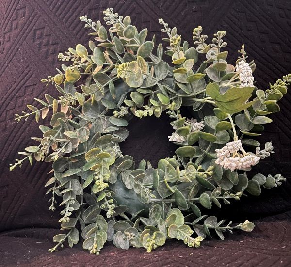 Small eucalyptus wreath