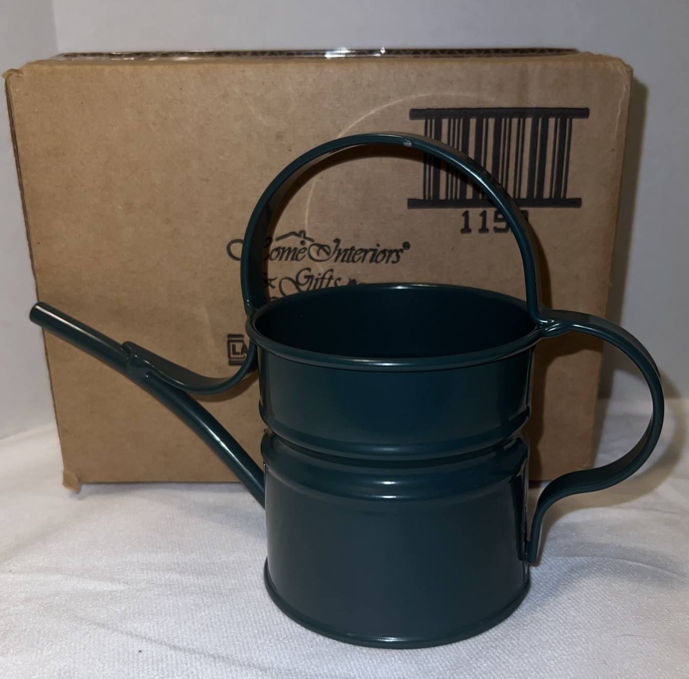 Home Interiors Homco Green “Watering Time” Mini-Planter/ Metal Watering Can/NIB