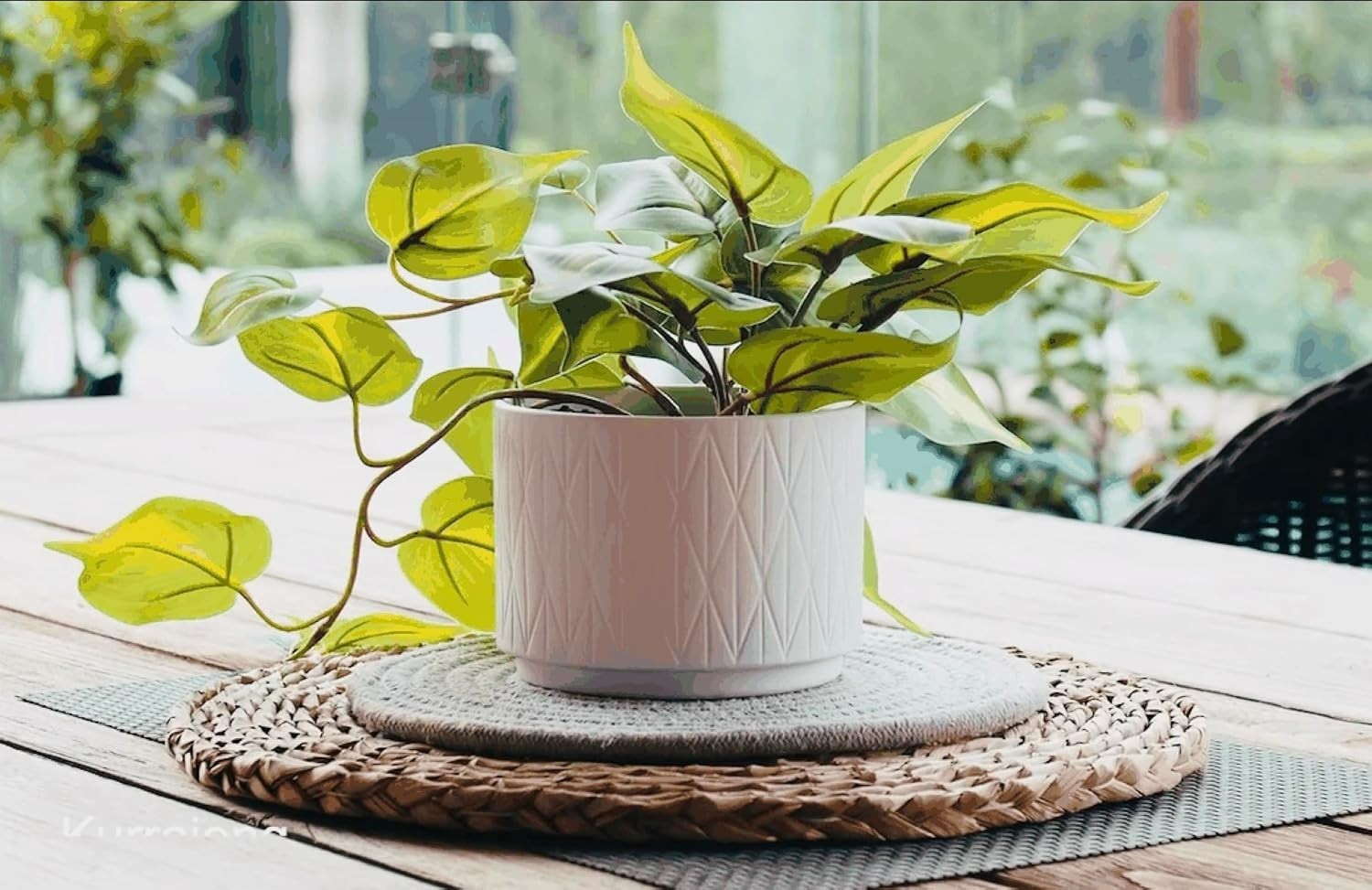 Lifelike Faux Pothos Plant with 5-Inch Ceramic Pot – Perfect for Shelf Decor