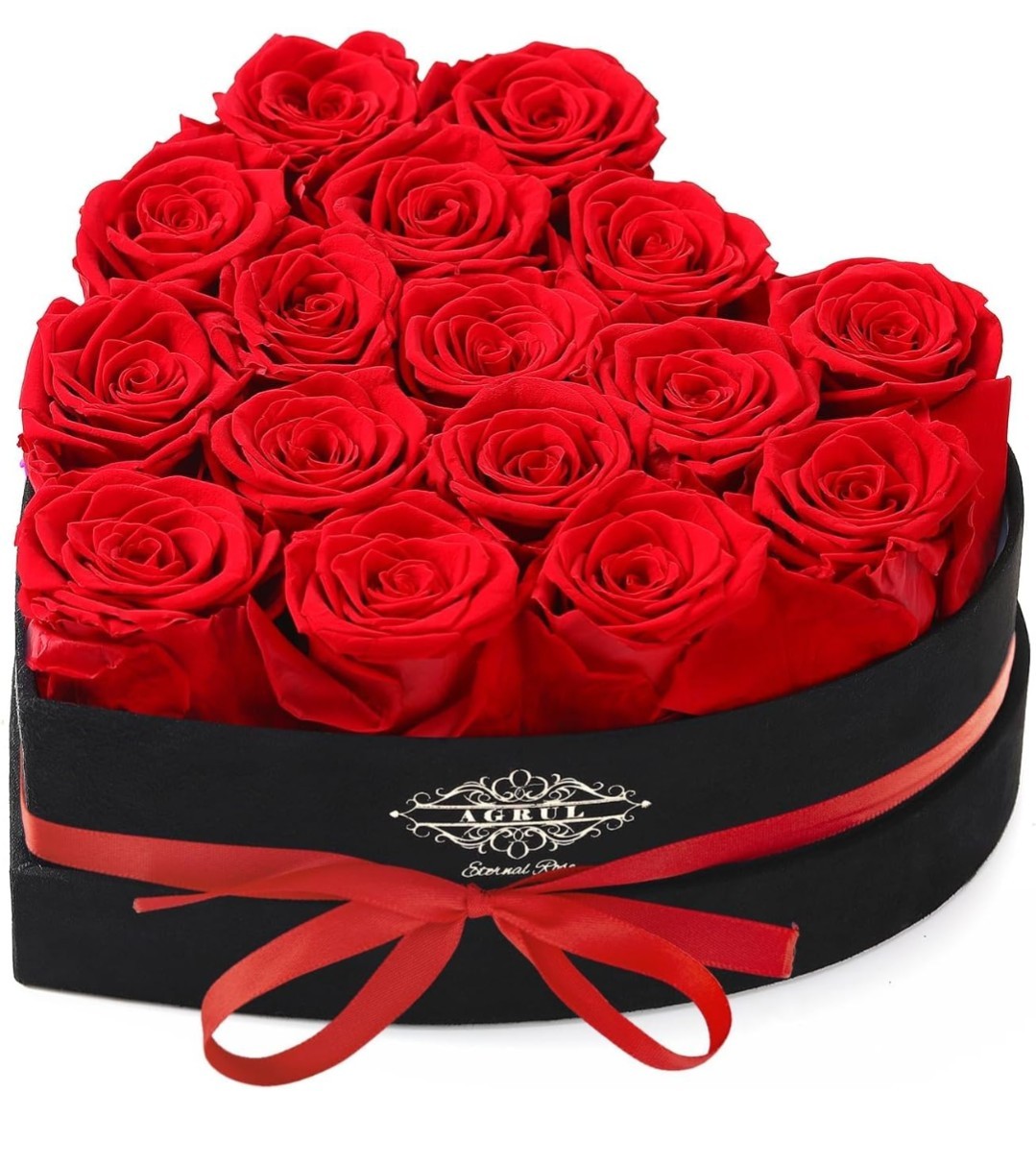 Eternal Rose Preserved Rose Heart-Shaped Flower Box 16 Red Roses Black 7in
