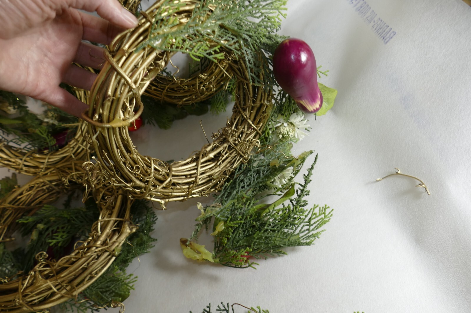 Set Of 6 Vegetable Summer Garden 8 Inch Wreaths Projects, Need Glue Gun Help