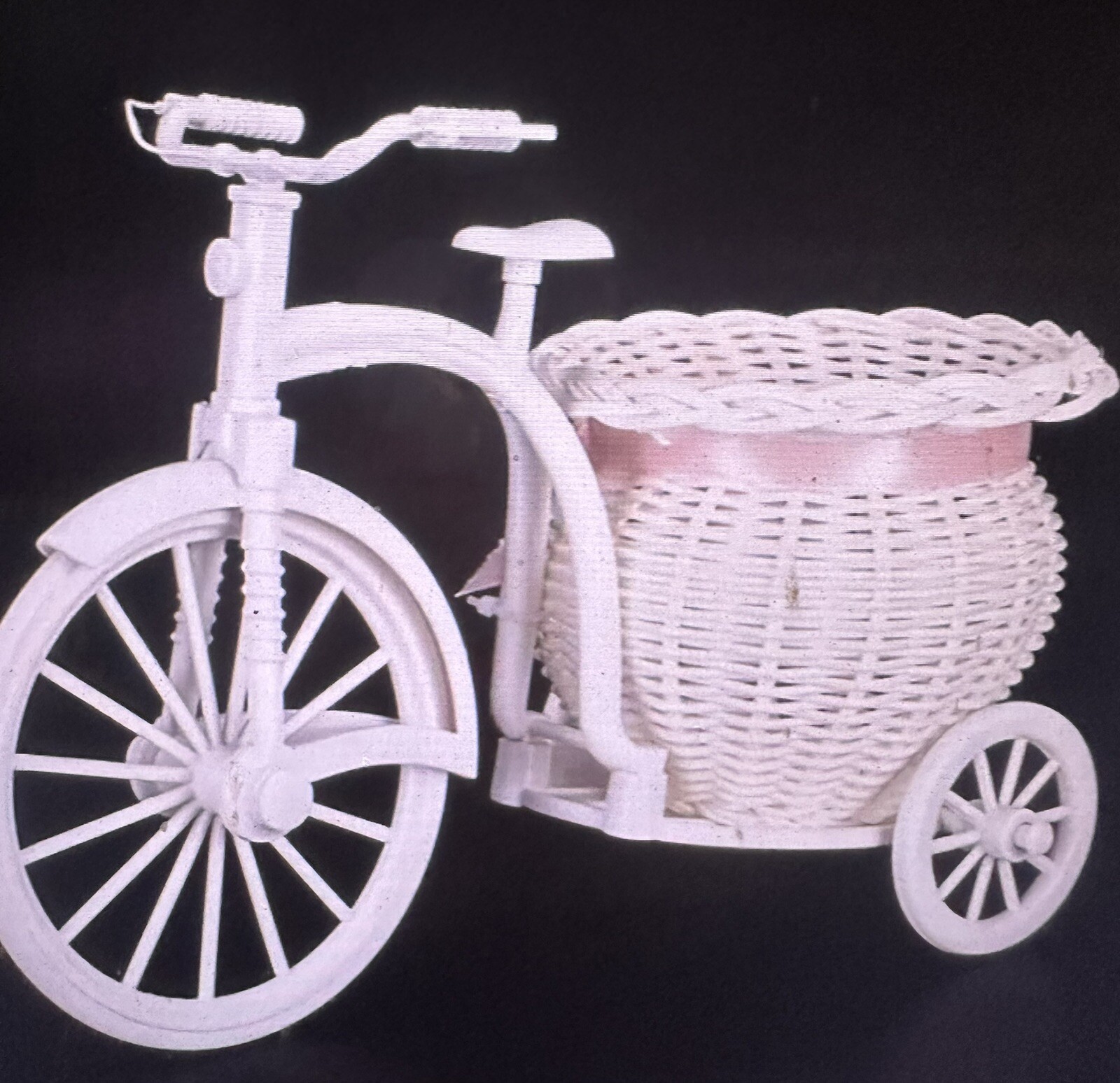 1pc Whimsical White Tricycle Bike Design Flower Basket For Mini Garden
