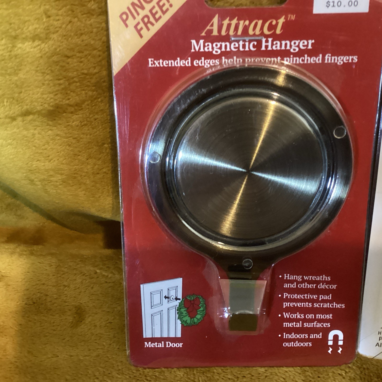 Attract Magnetic Wreath Hanger Oil Rubbed Bronze~Lot Of 2 NIP!
