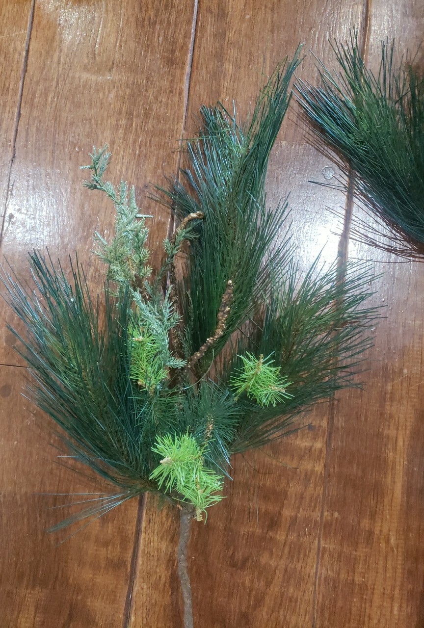 Lot Of 3 DESIGNER Realistic Mixed PINE CEDAR Filler Decor Branches 28″