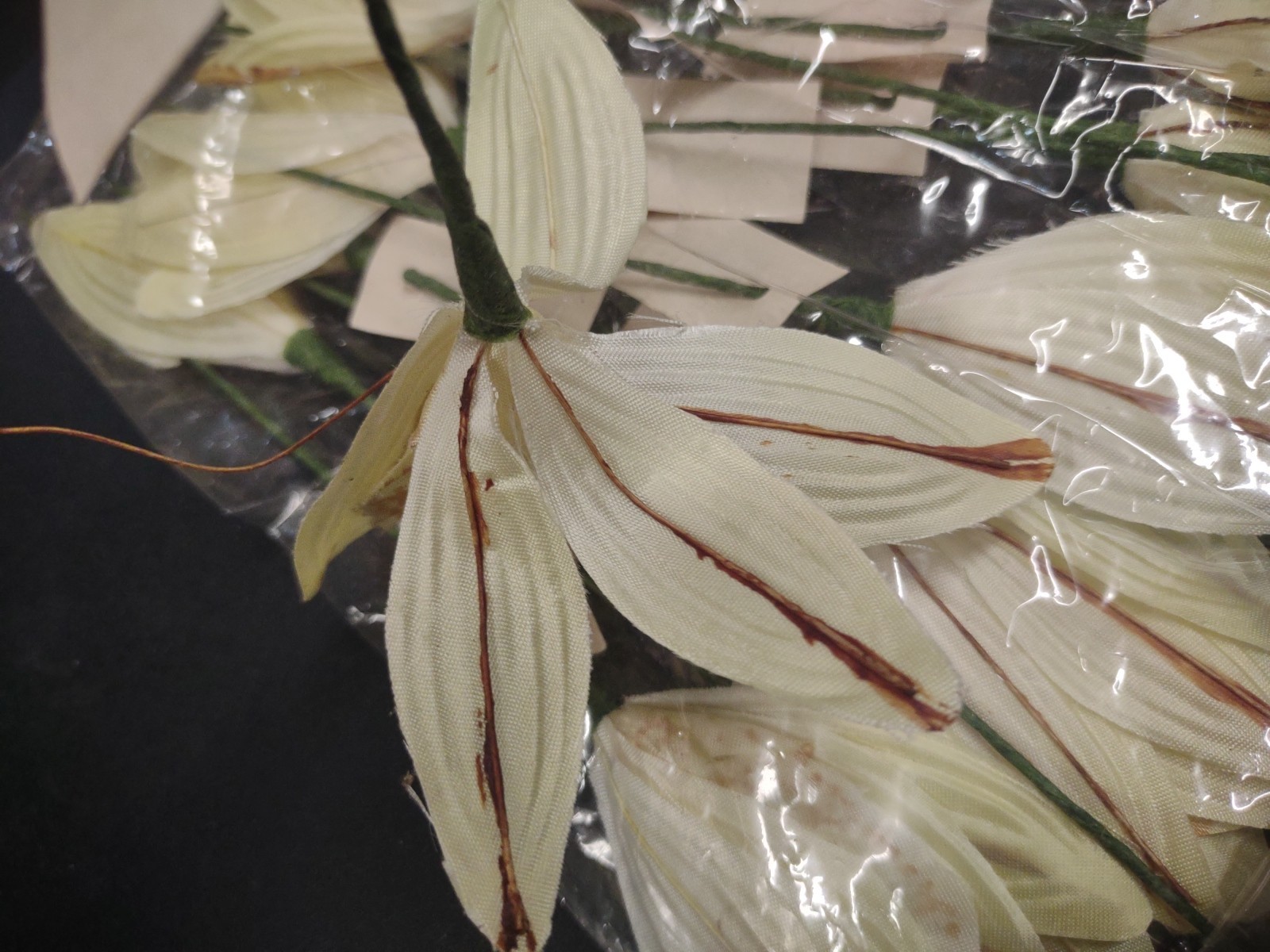 12 Stems 1970s Vintage Silk Orchids, 9″ Cymbidium Orchid Flower Pick Pale Yellow