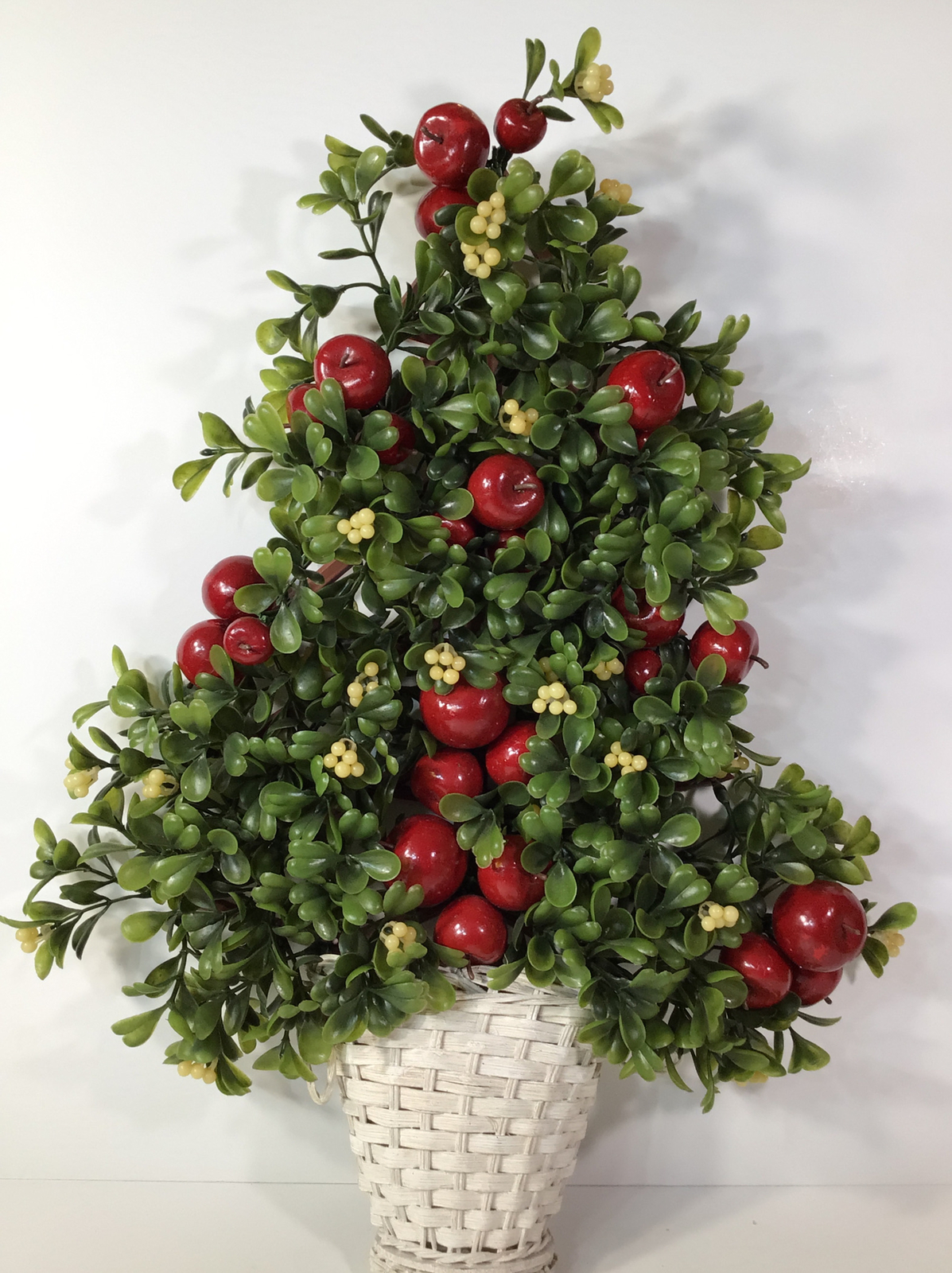 Vintage~MCM~ Green Boxwood Style Tree With Red Apples Wall Hanging Decor ~21”