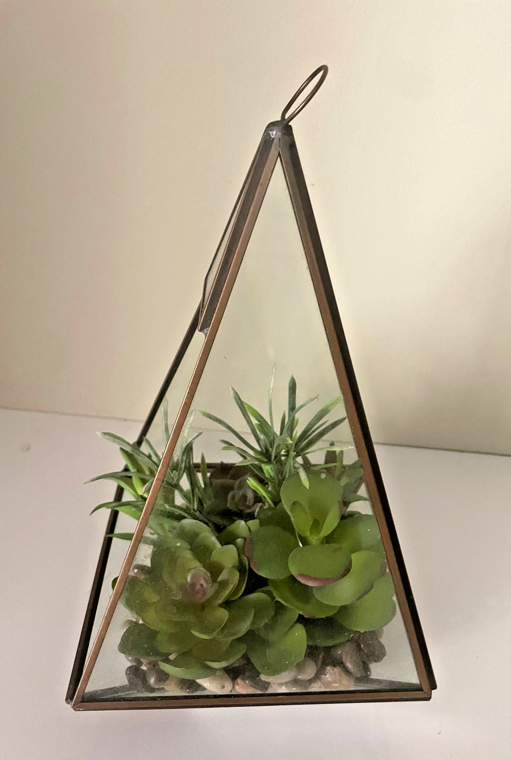 Artificial Potted Succulents Plants Hanging Glass Pyramid Arrangement