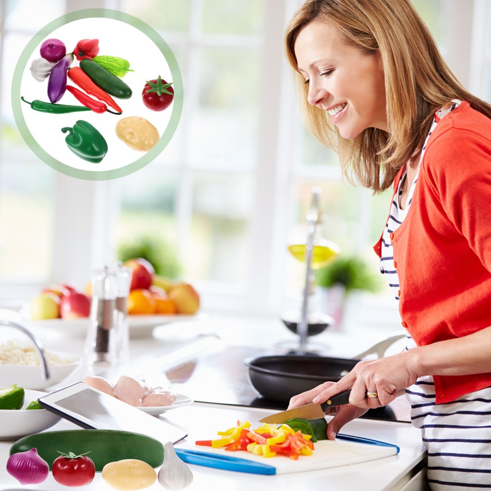 12Pcs Reusable Foam Vegetable Simulation Models Assorted Colors for Decor