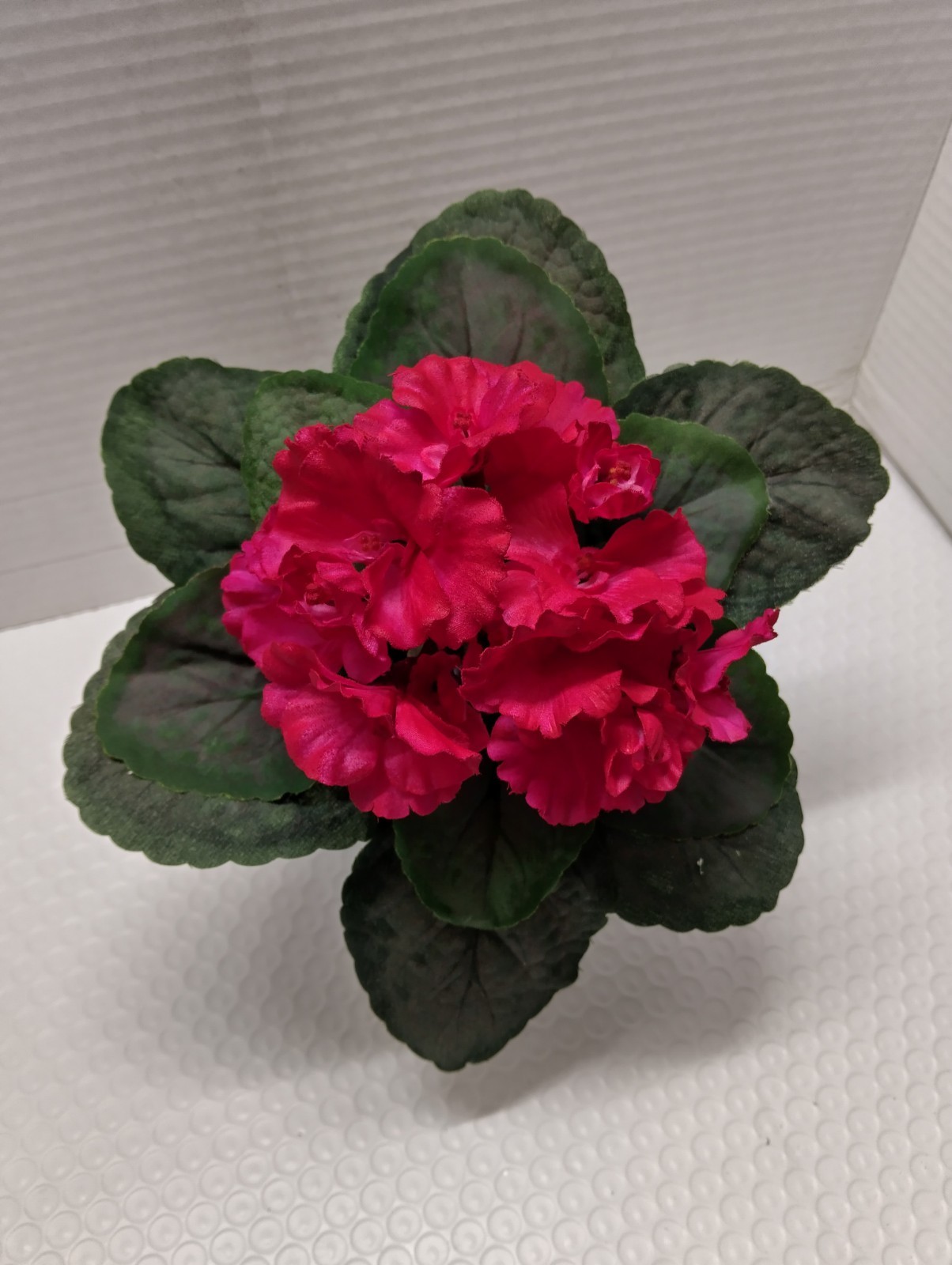 9″ Artificial African violet (Magenta) without pot