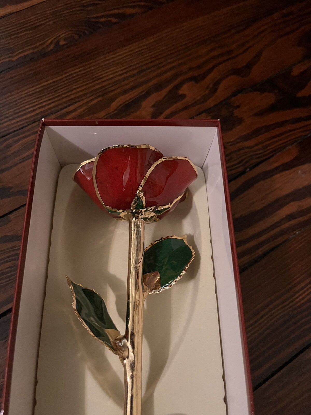 LIVING GOLD REAL RED ROSE PRESERVED & Dipped IN 24K GOLD. NEW IN BOX