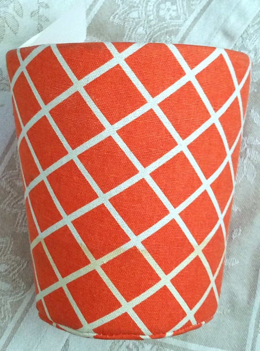 Fabric Planter Soft Flexible Lightweight Plastic Lining Orange White Buttons NWT