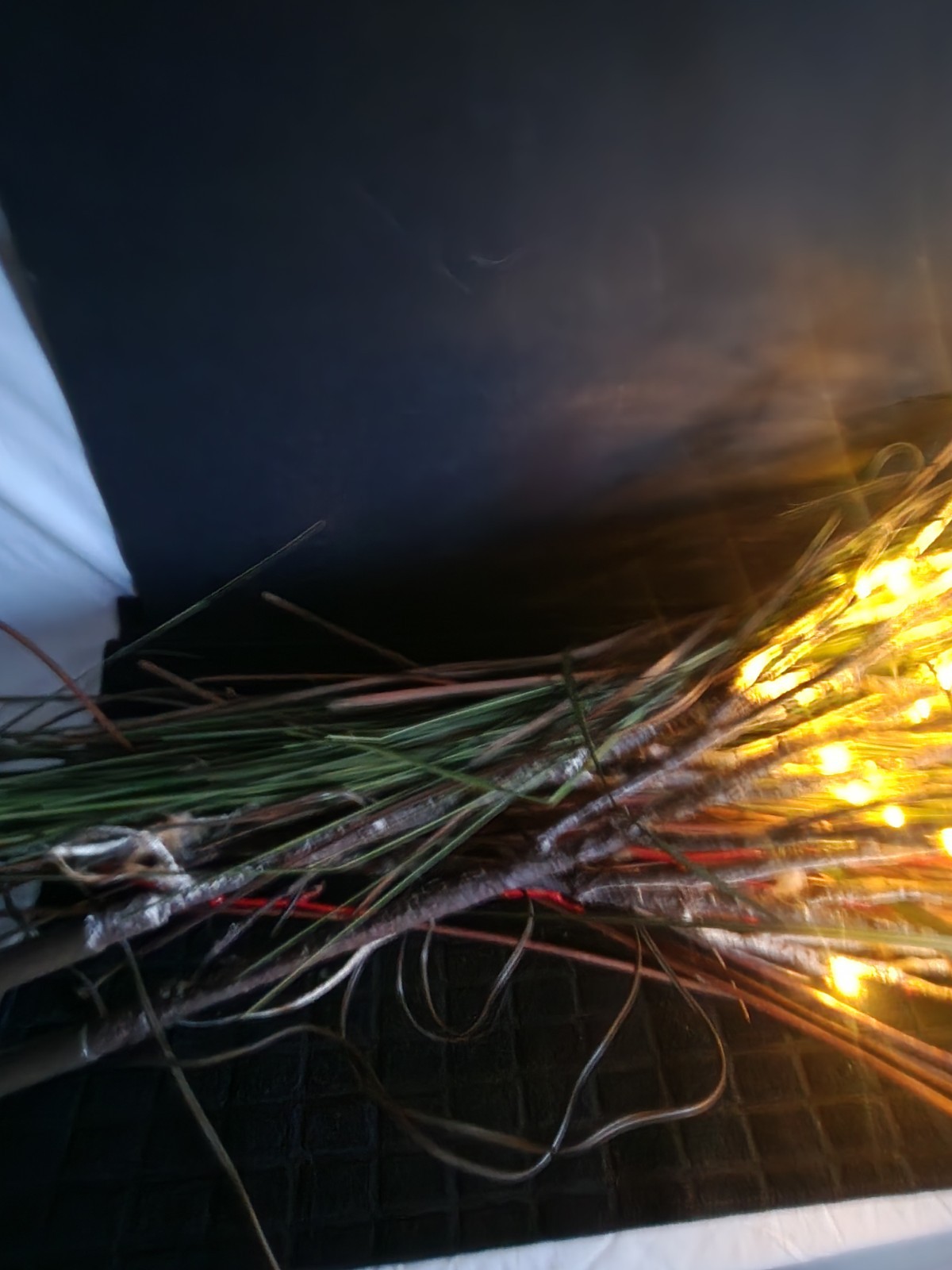Decorative Artificial Willow Branch Set with White LED Lights for Indoor/Outdoor