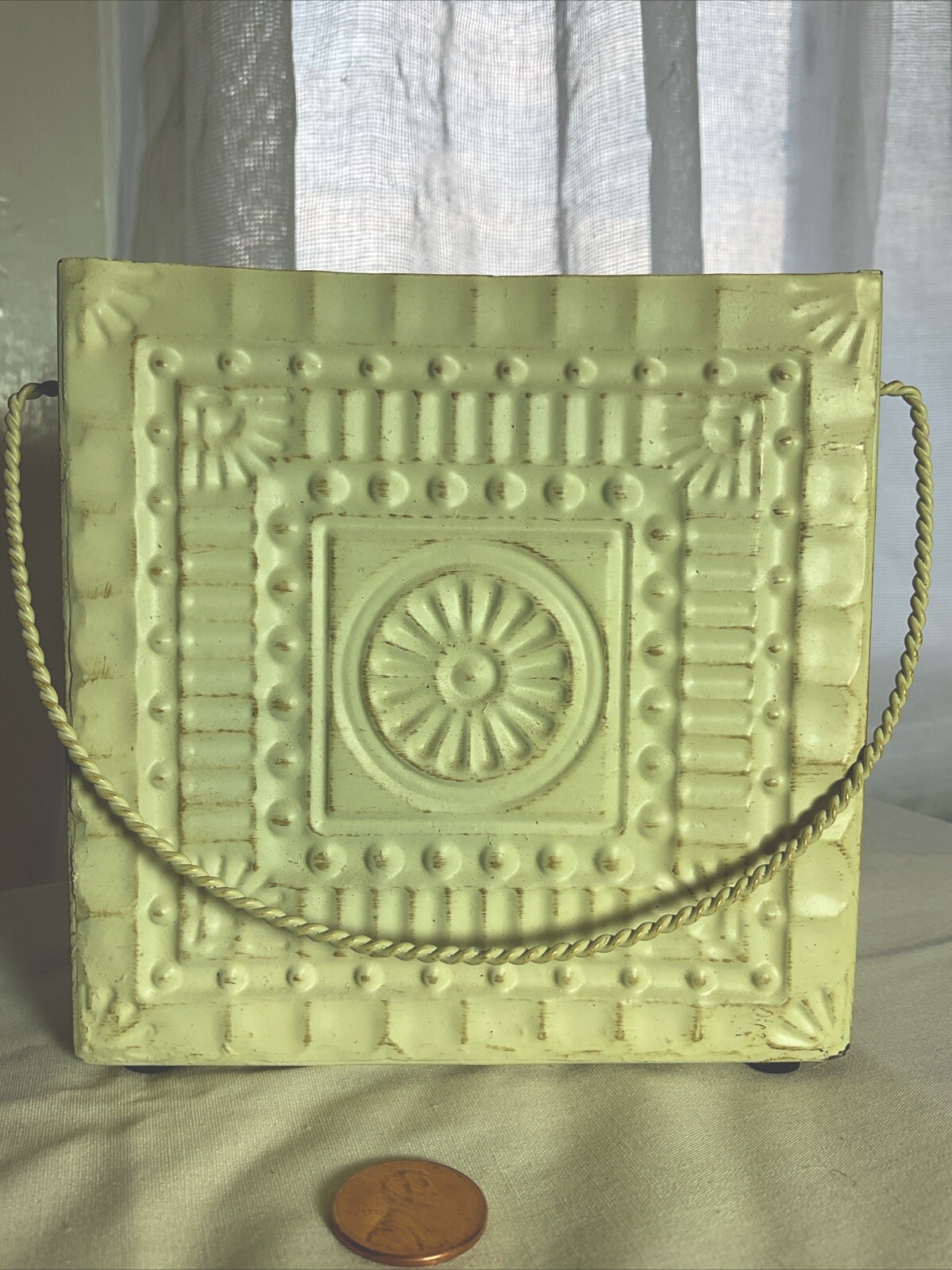 Cottage Core Decor By Elegant Expressions Small Crème Color Metal Tote Boho Chic