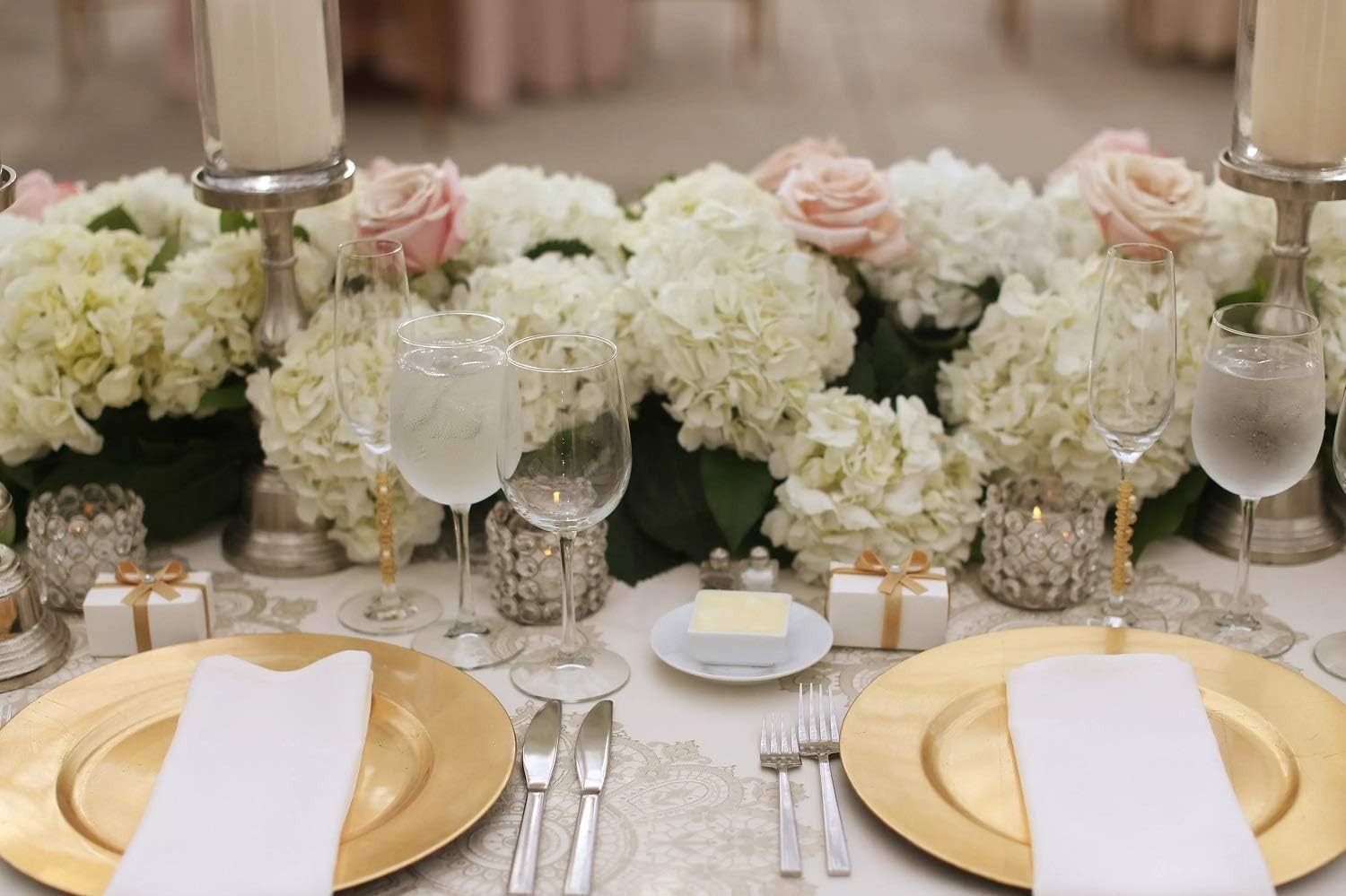 Versatile 10-Piece Ivory Silk Hydrangea Heads with Customizable Stems for Events