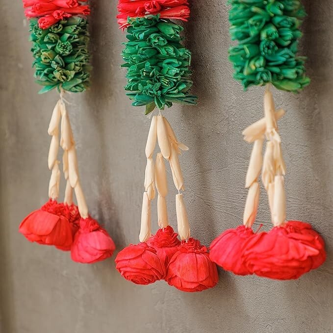 Indian Marigold Garlands Decor Wedding Holi Diwali Rangoli – 3ft (Pack of 1)