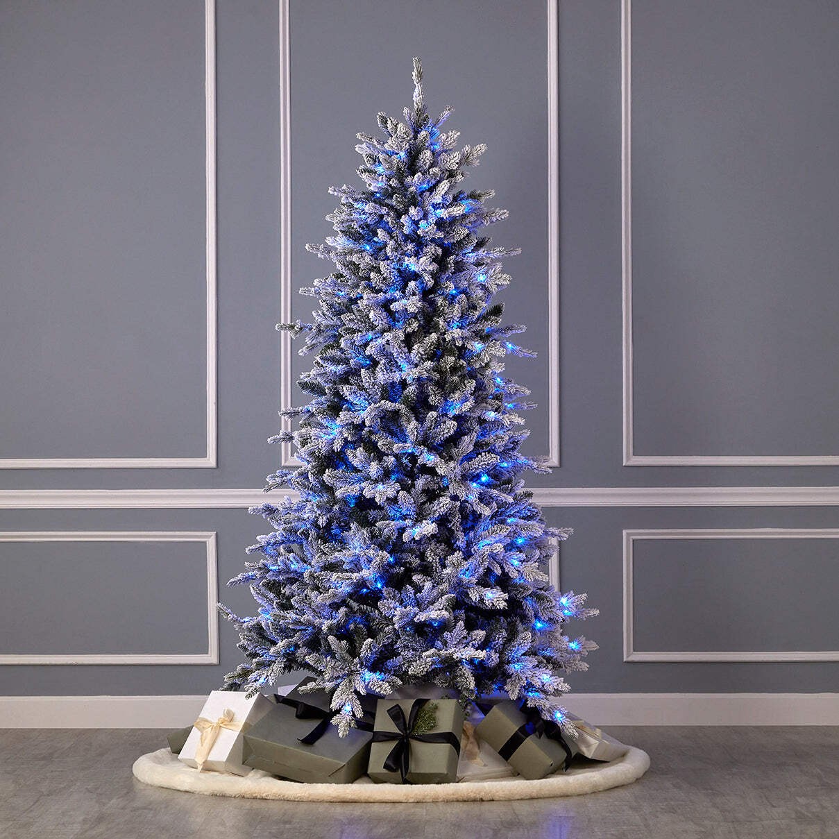 Bluffton Flocked Pine Tree