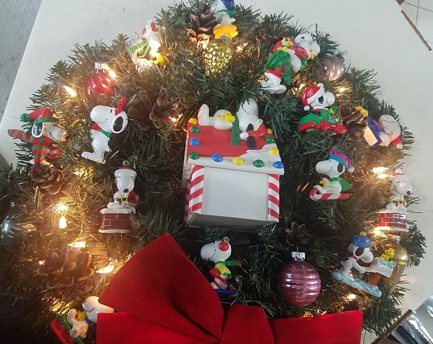 Snoopy Christmas Wreath, Holiday Wreath, Bright Colorful Lights Up 21″