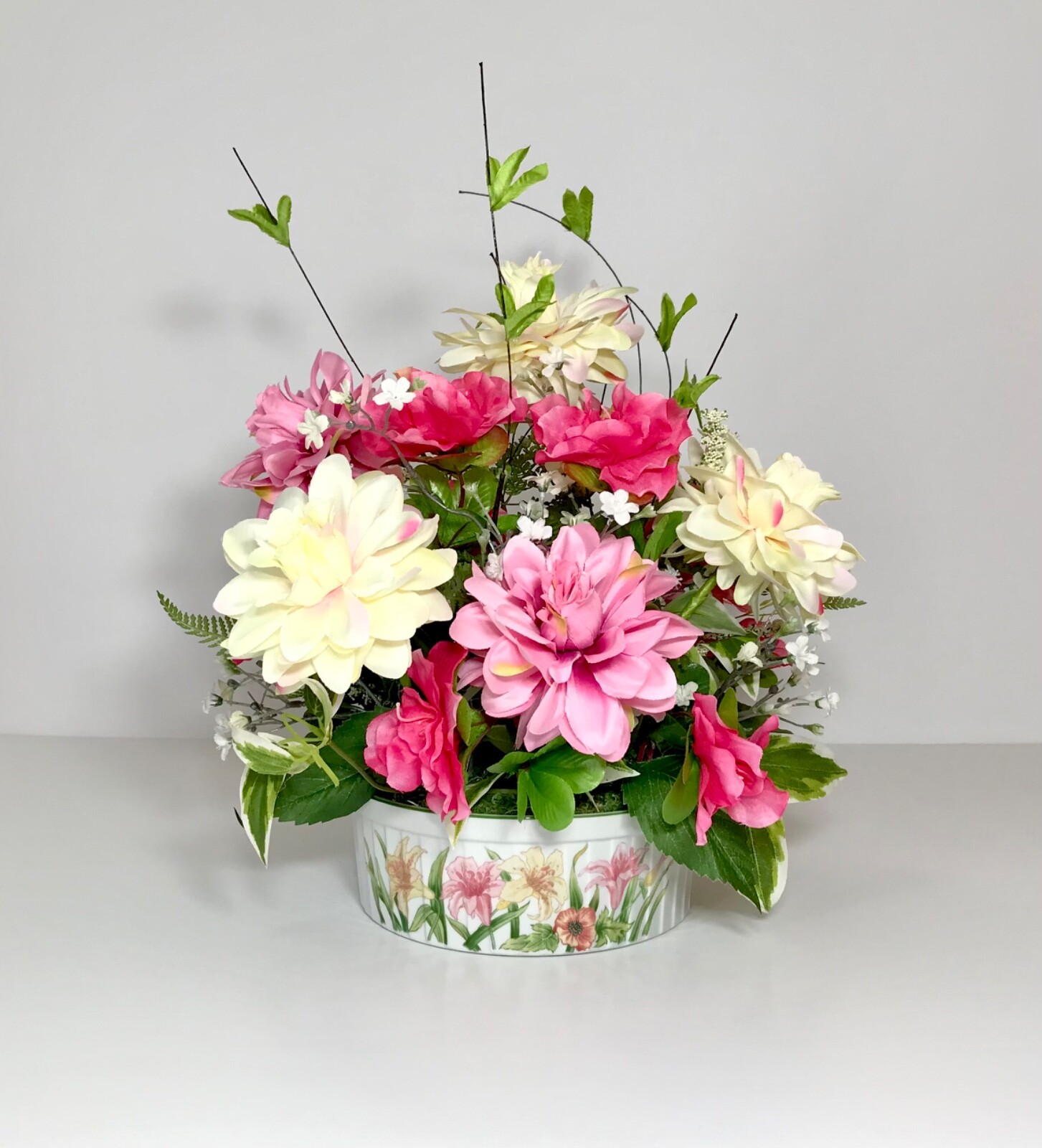 PINK WHITE CREAM FLOWERS ARRANGEMENT PORCELAIN VASE FLORAL CENTERPIECE GIFT NEW