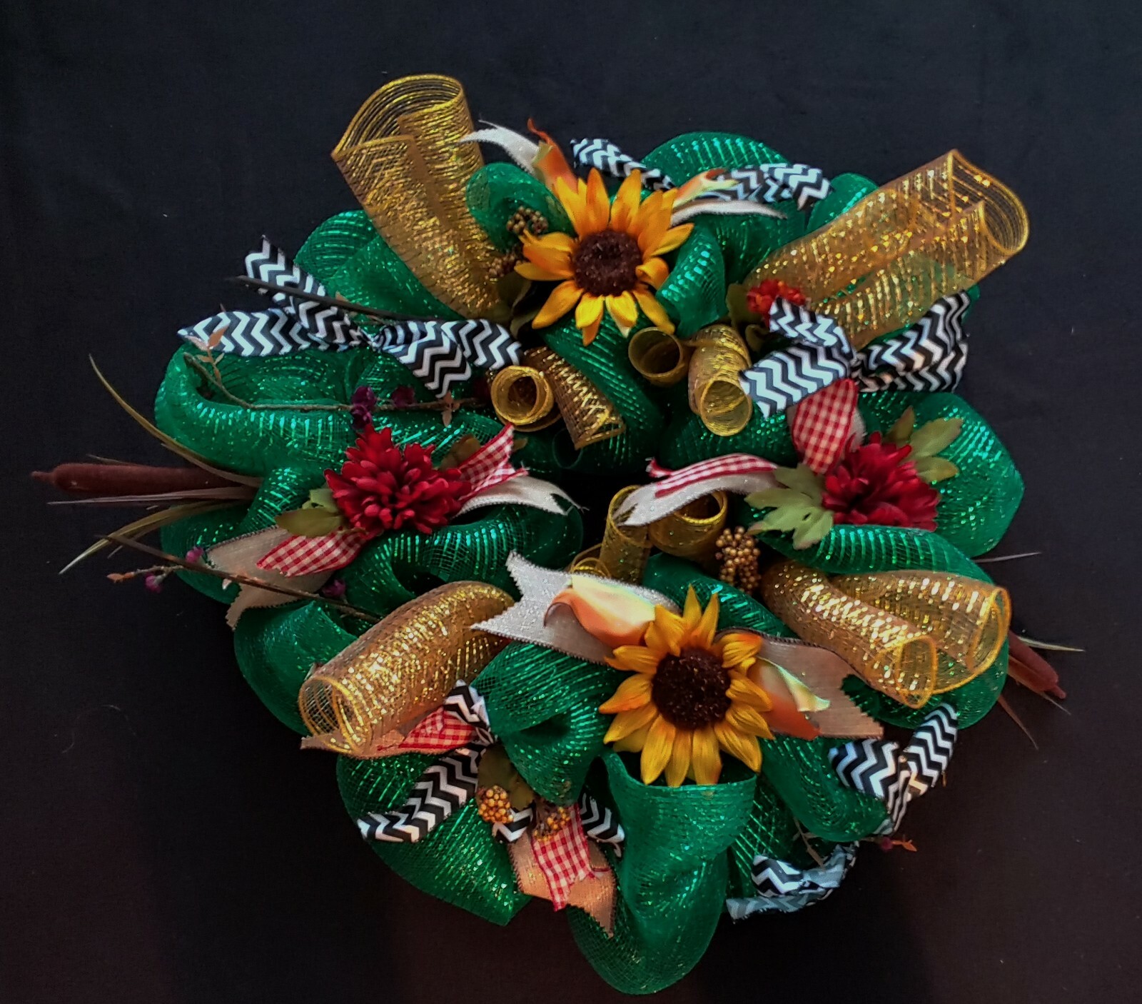 One 24″ Deco Mesh Wreath with 2 Options I Miss You & Welcome Family & Friends