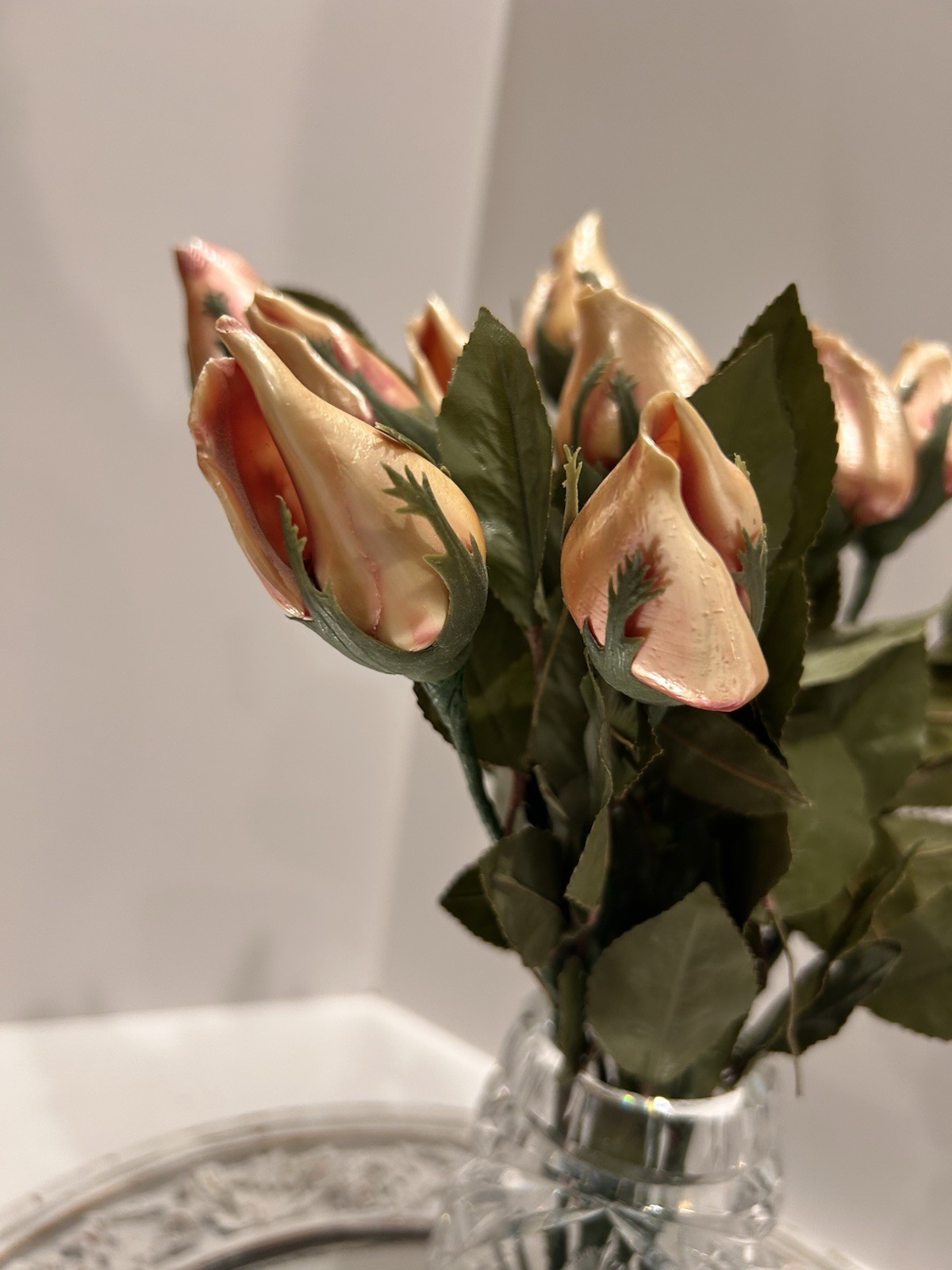 Handmade Hand Painted Long Stem Sea Shell Rose Buds Realistic Bouquet 12