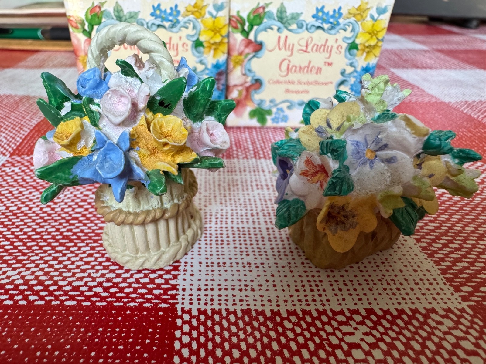 My Lady’s Garden mini ceramic flowers in pot, lot of 2
