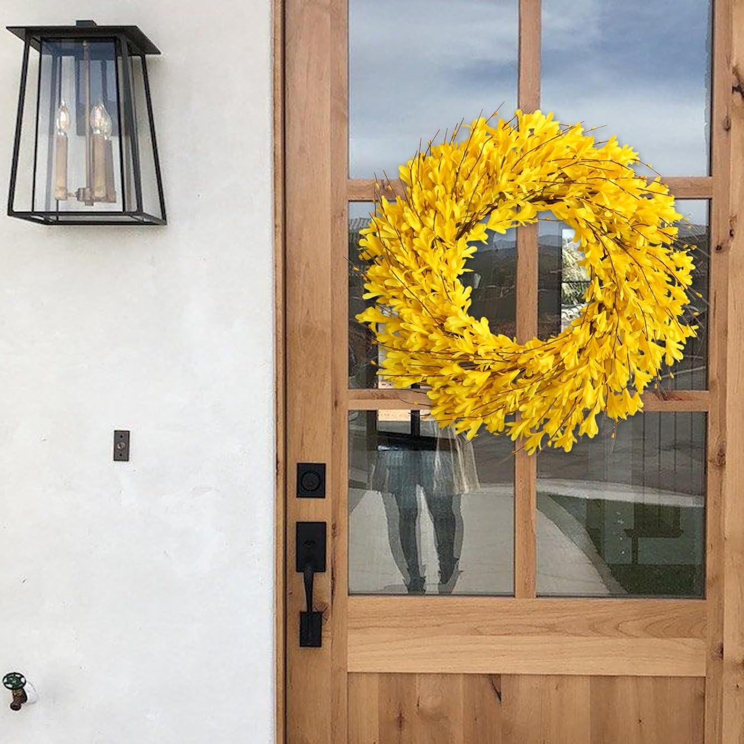 22-Inch Lifelike Forsythia Flower Wreath – Elegant Spring & Summer Decor