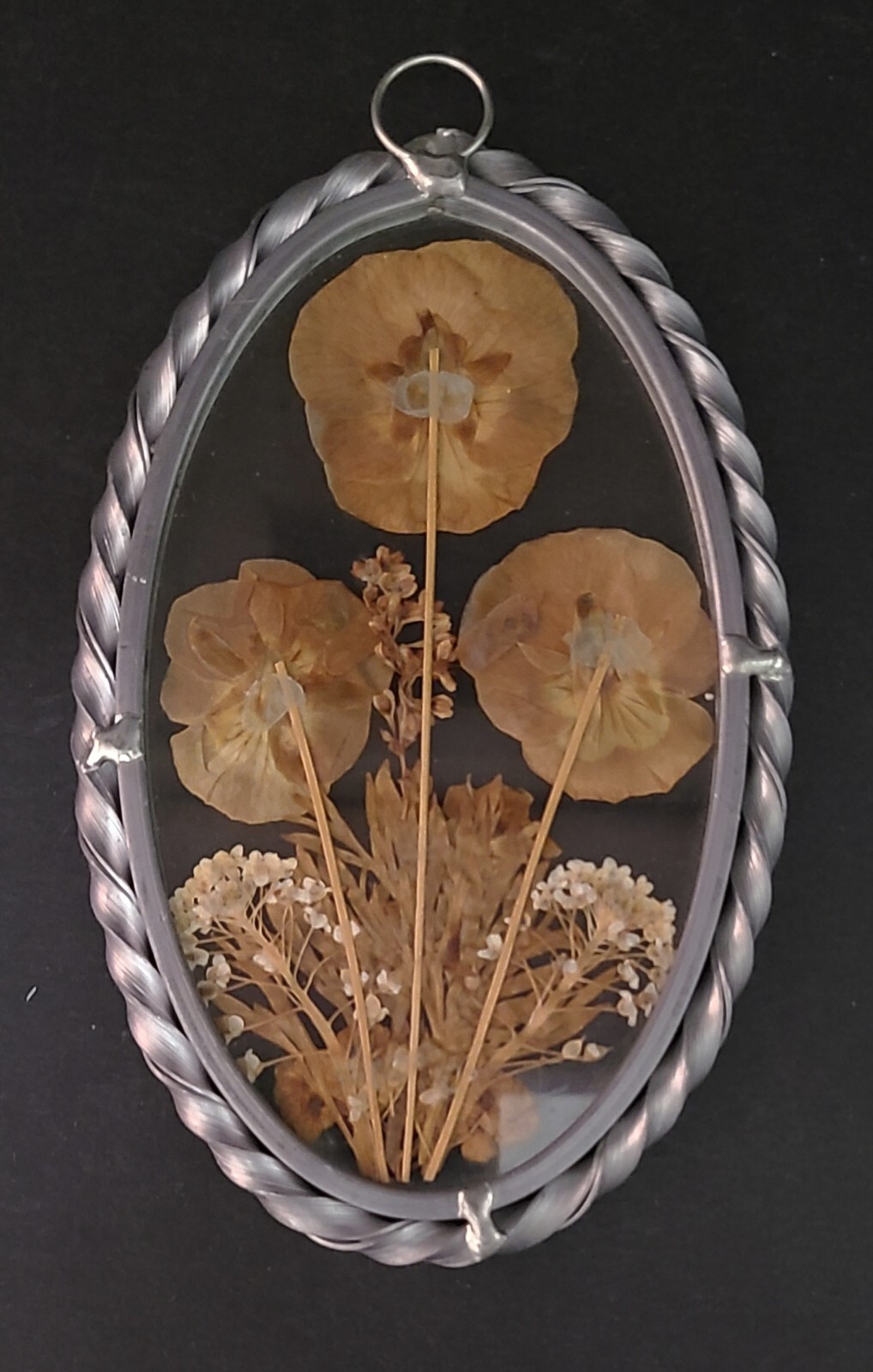 Vintage Lasting Impressions Real Pressed Flowers in Glass w/Oval Metal Frame 