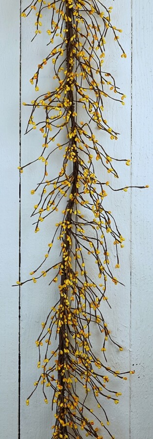 Pip Berry Garland in Yellow – 4.5′ / 4.5 FT / 54″