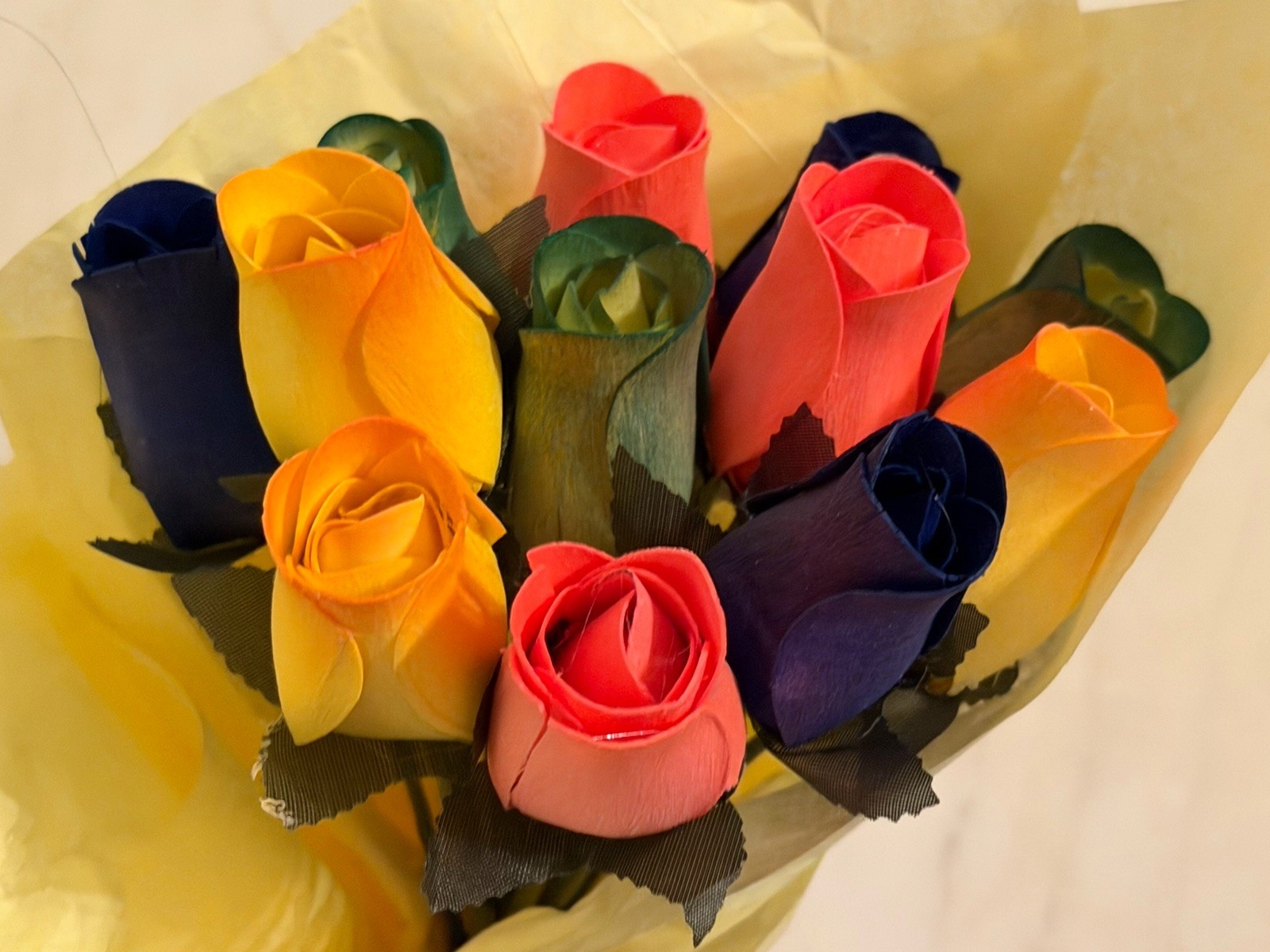 1 DOZEN – 12 MIXED COLOR BOUQUET OF BUDS FLOWER WOODEN ROSES