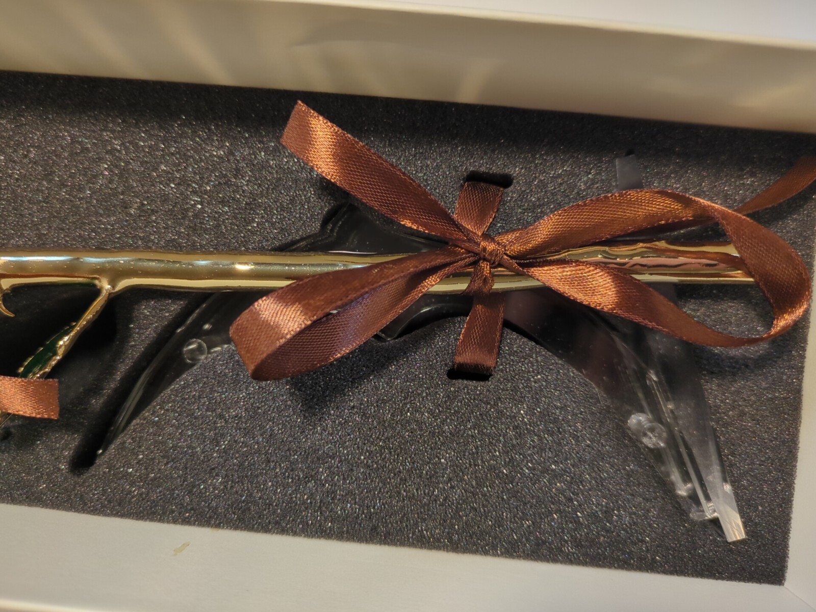 Rose Gold Dipped 24k Real Long Stem Doses Of Roses Beverly Hills Blue