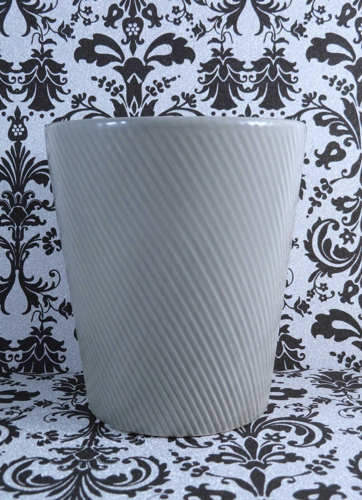 Ceramic Planter Geometric Ribbed Exterior Gray High Gloss Indoor 5.5 Inch