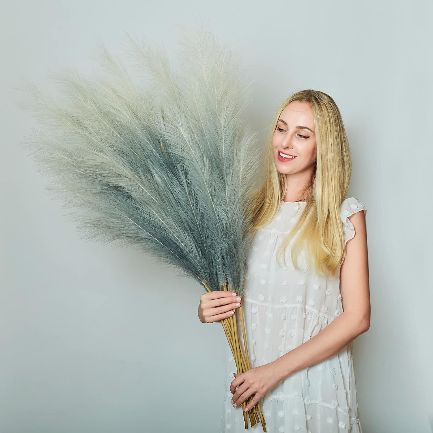 Flfluffy Artificial Pampas Grass Arrangement – 43 Inch, 6 Stems for Any Space