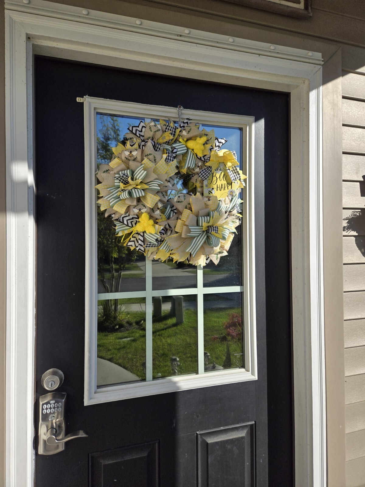 BEE happy WELCOME Spring Summer Fall Front Door Wreath Wall Decor Yellow Green