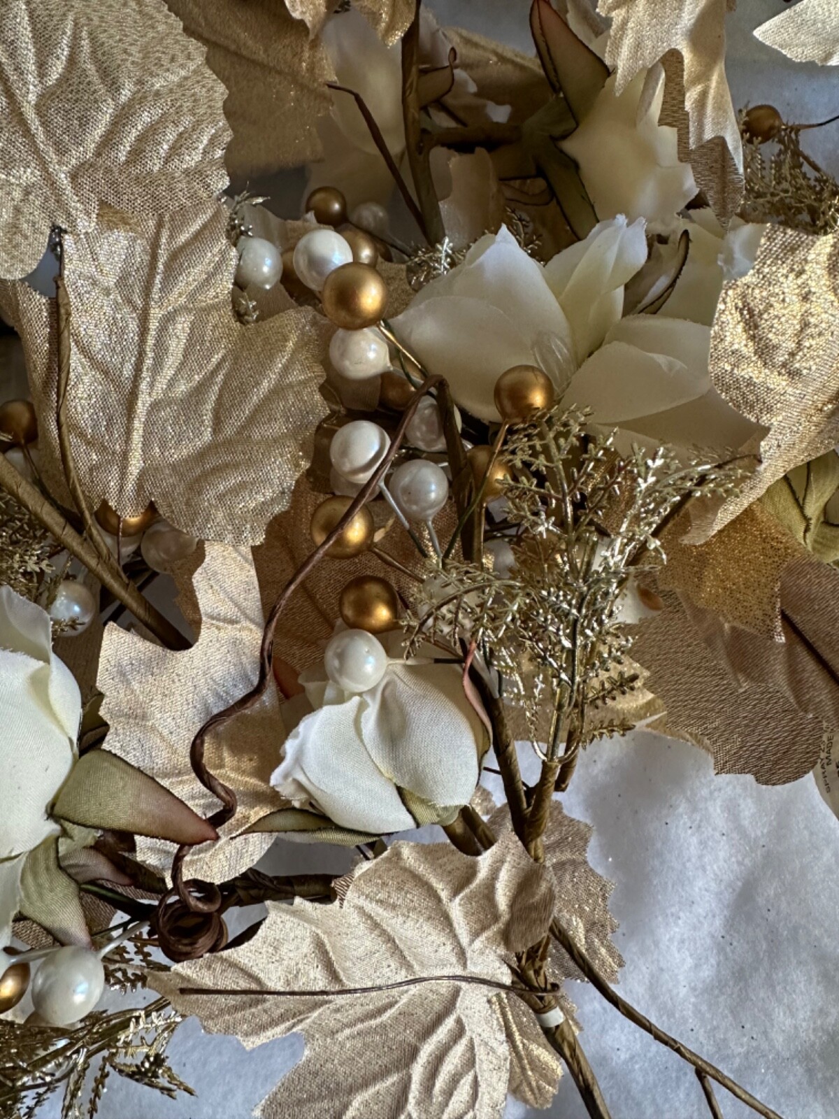 Berry Cluster Tree Pick Plant Spray Decorations Gold Beads White and Bronze Leaf
