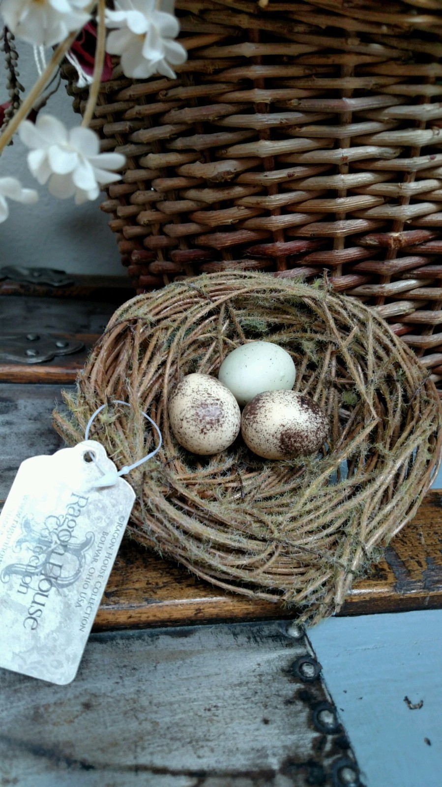 NWT Ragon 5″ Rustic 3 Bird EGGS in NEST Twig Vine Moss Decor Ornament Crafting