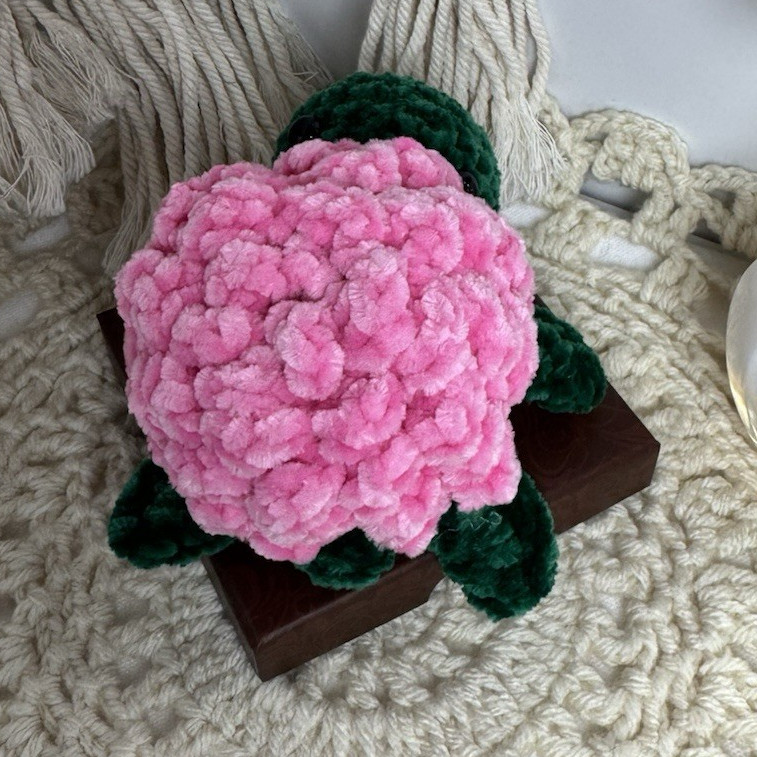 Hydrangea Yarn Flower Arrangement & Centerpiece, Pink Green on Brown Wooden Base