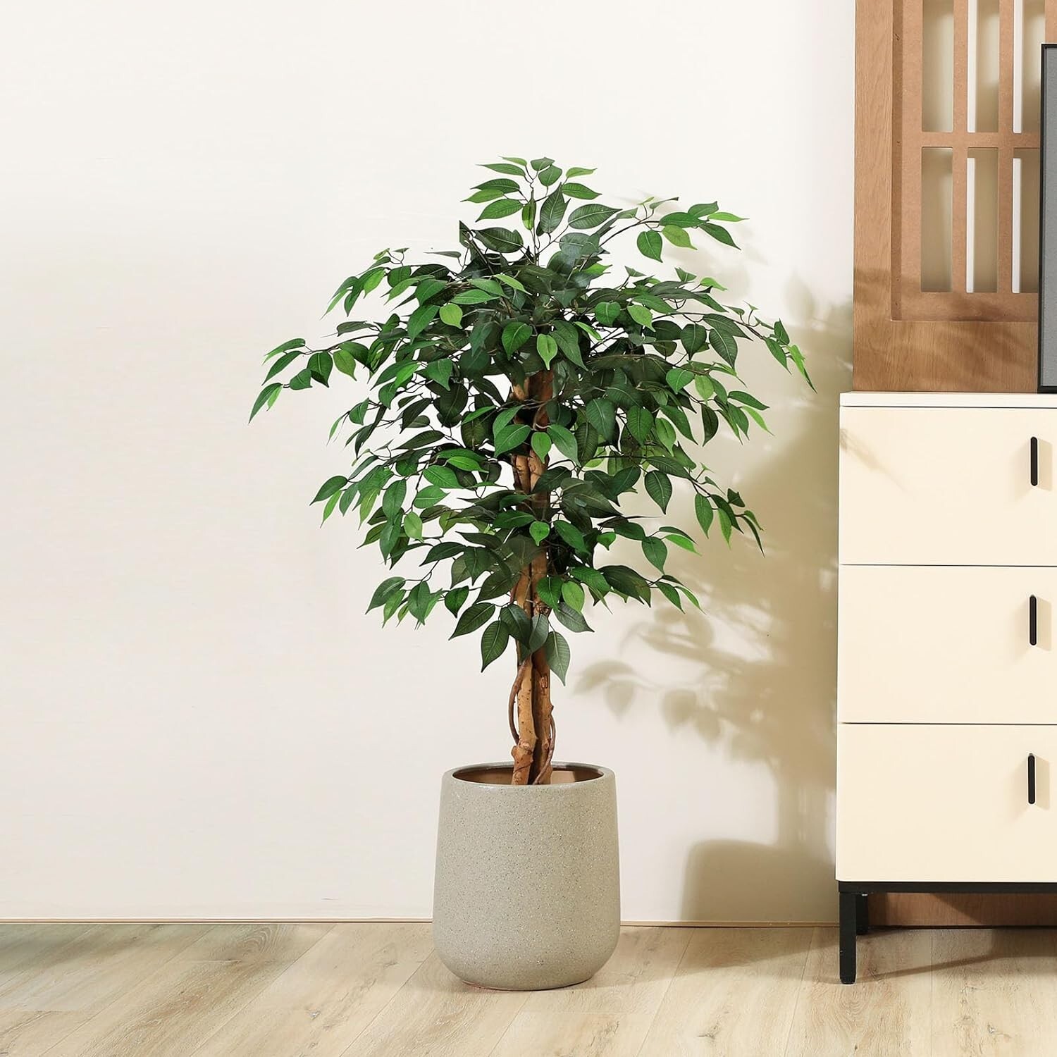 Versatile Lifelike Ficus Tree – 48in Indoor/Outdoor Faux Plant for All Seasons