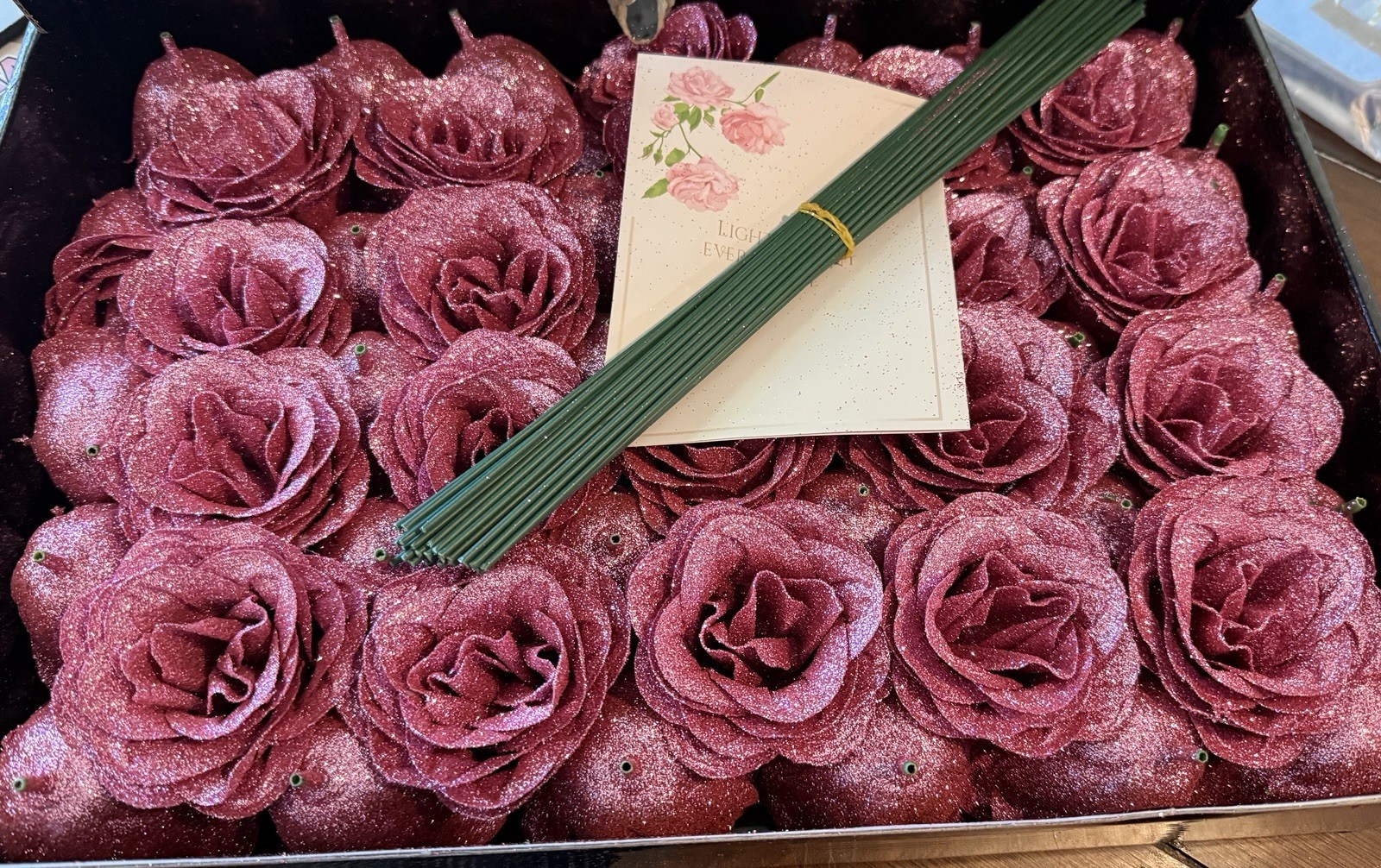 Lux Eternal Rose Gift Box Set Pink Rose 2 Dozen