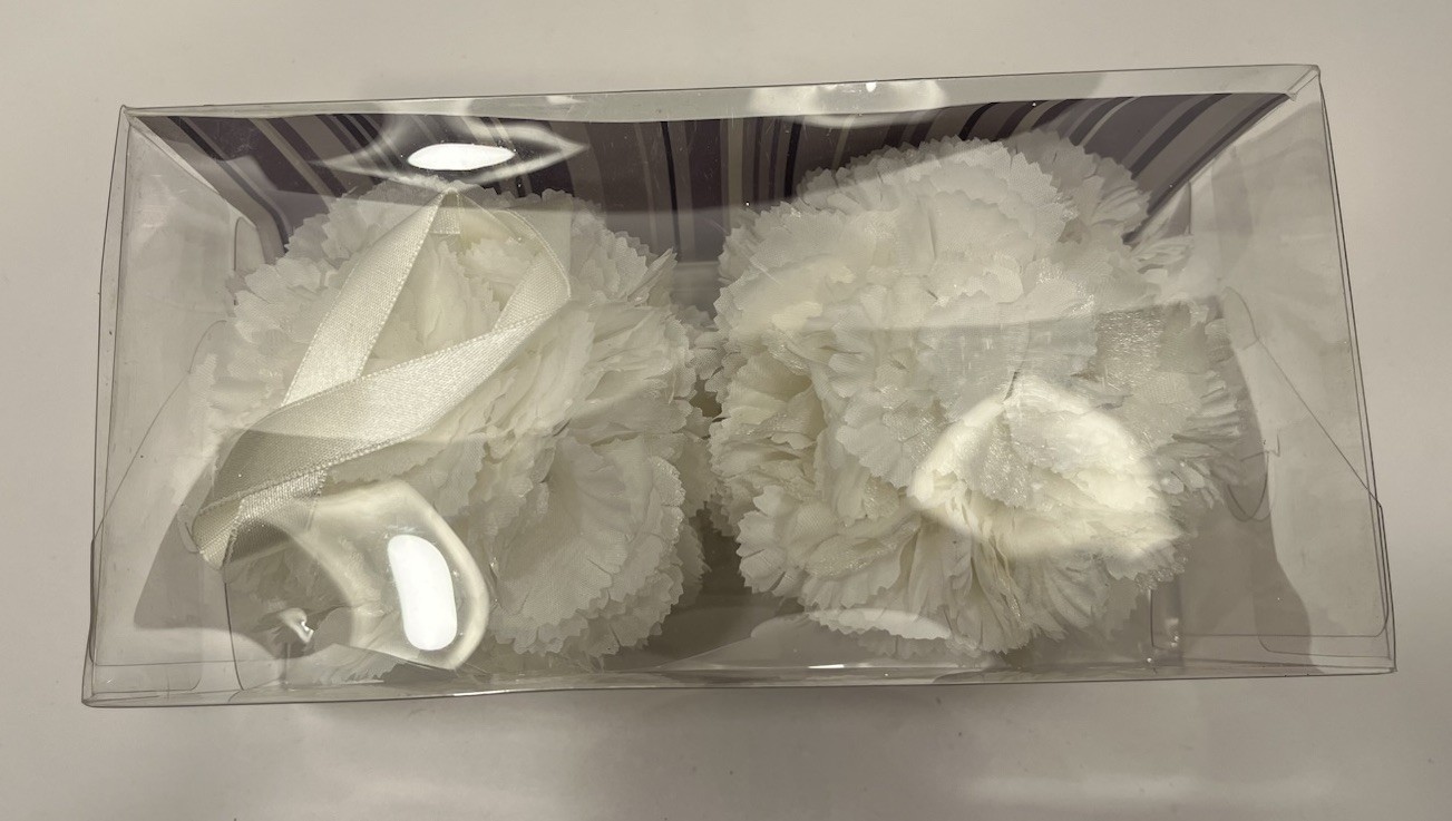 Squared By Colin Cowie Decorative White Floral Balls With Ribbon Hanger NOS