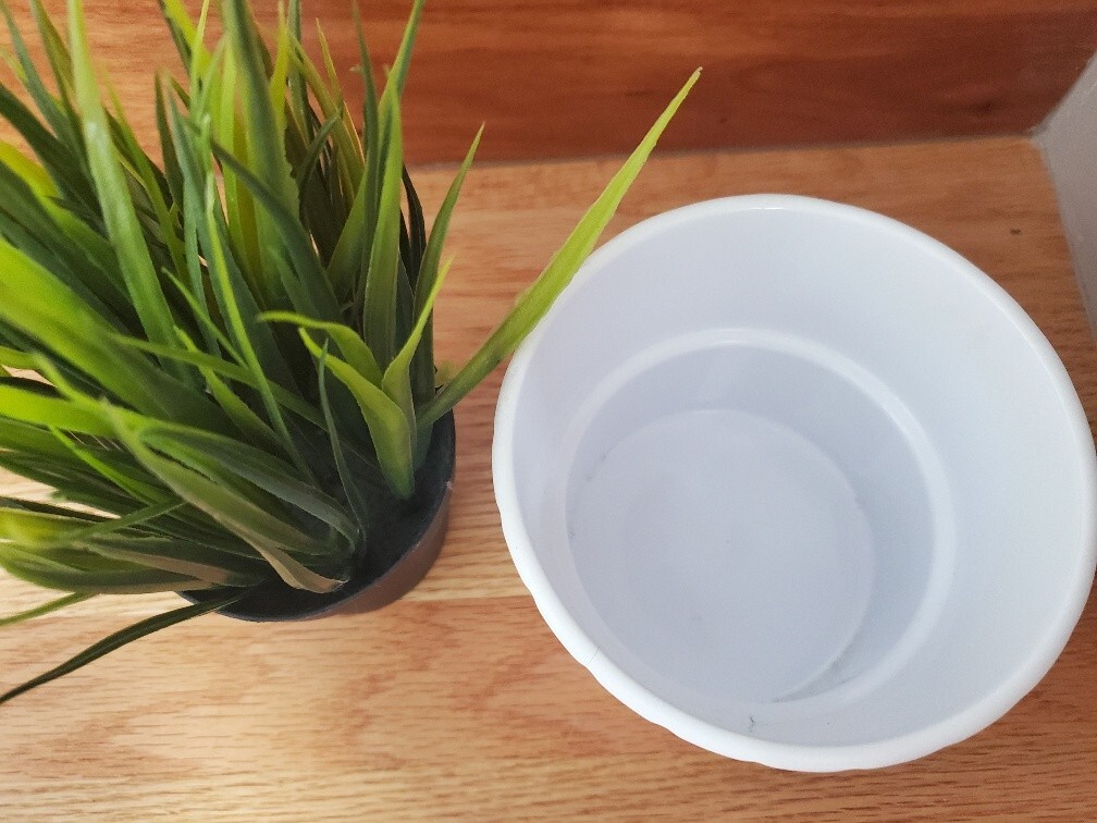 IKEA FEJKA Artificial Potted Plant + IKEA Cardemumma White Ceramic Pot 5″ x 4.5″