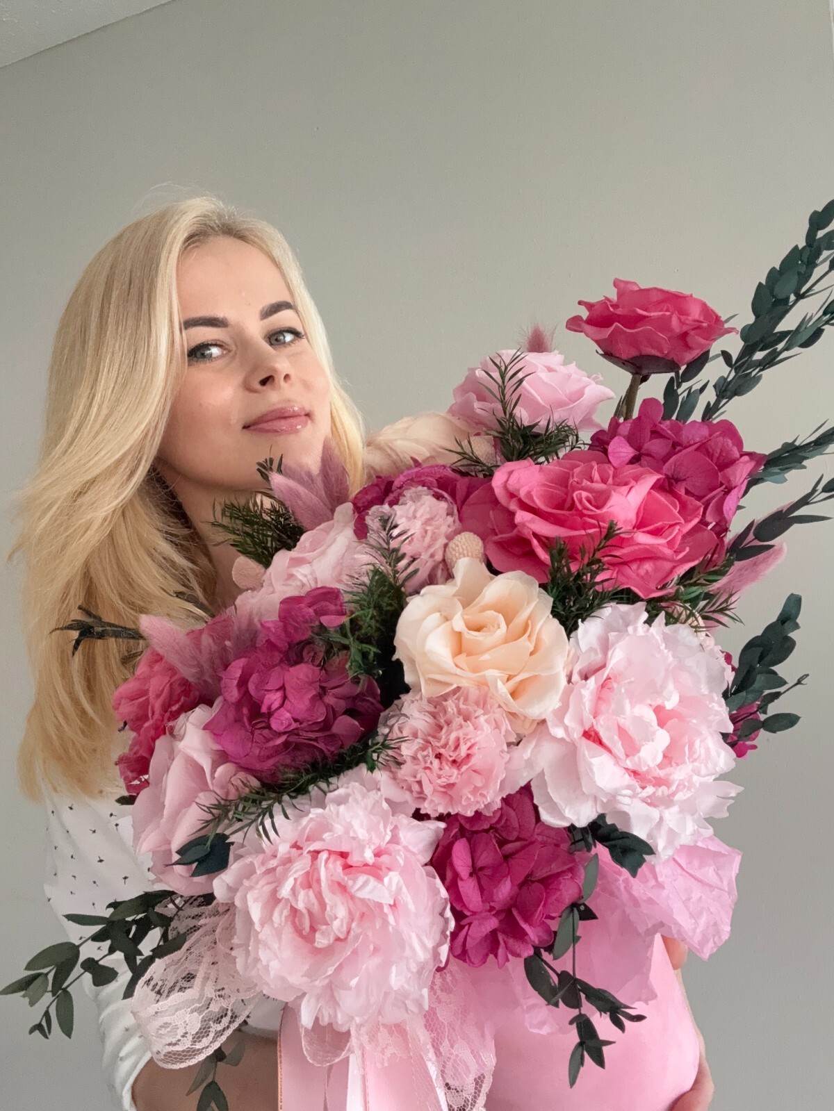 Preserved Flower Bouquet in Pink Raspberry Hat Box, Real Flowers, Lasts 1+ Year