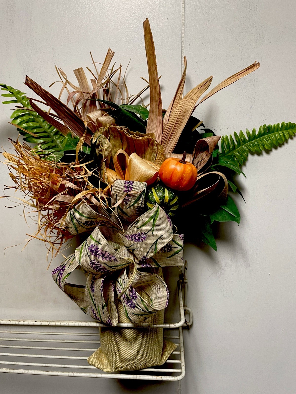Corn Hucks Flower Arrangements Each Flower Handmade In A Pint Vase With Cover