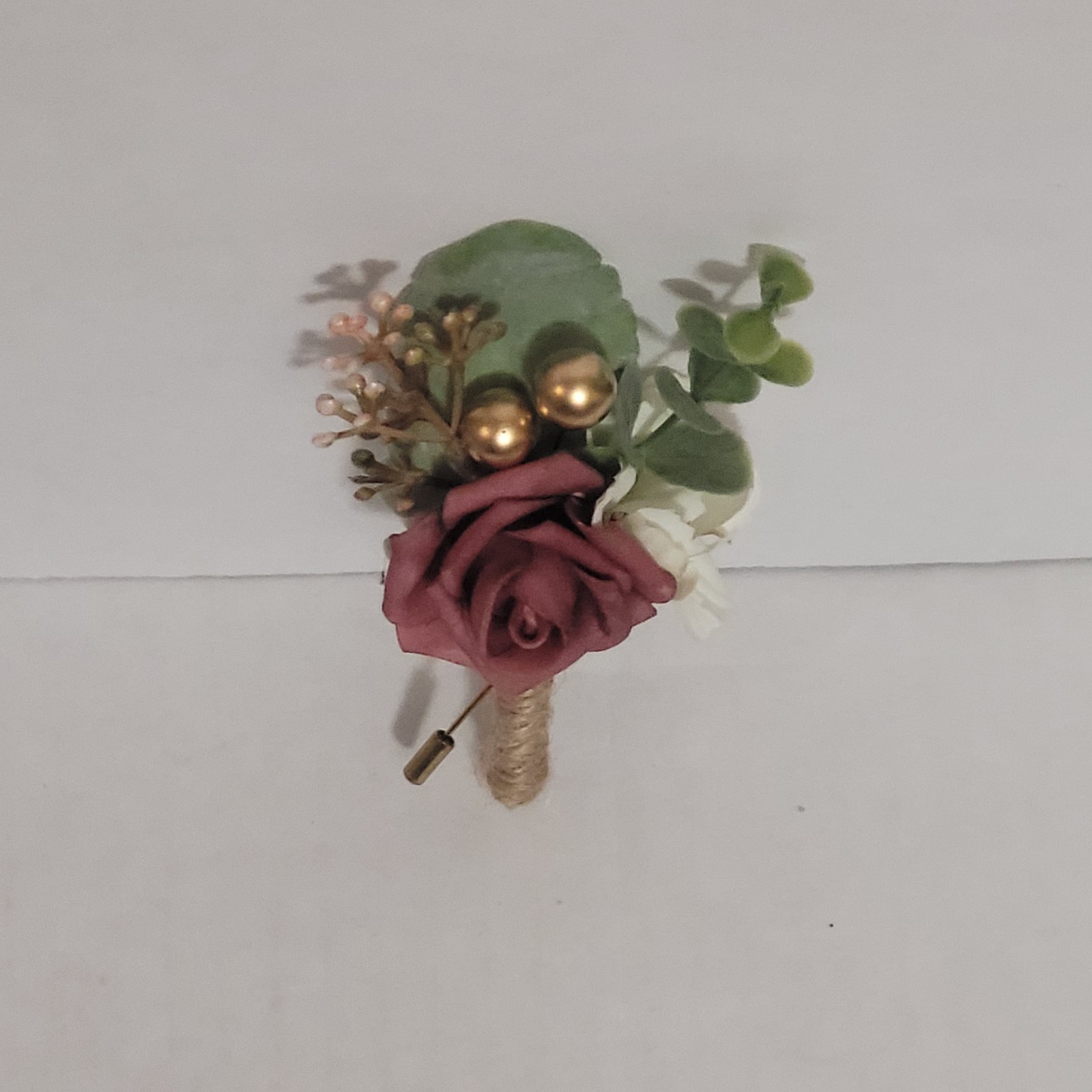 Set of 7 Blush Foam Rose Boutonnieres with Pins for Men Wedding. Brand New