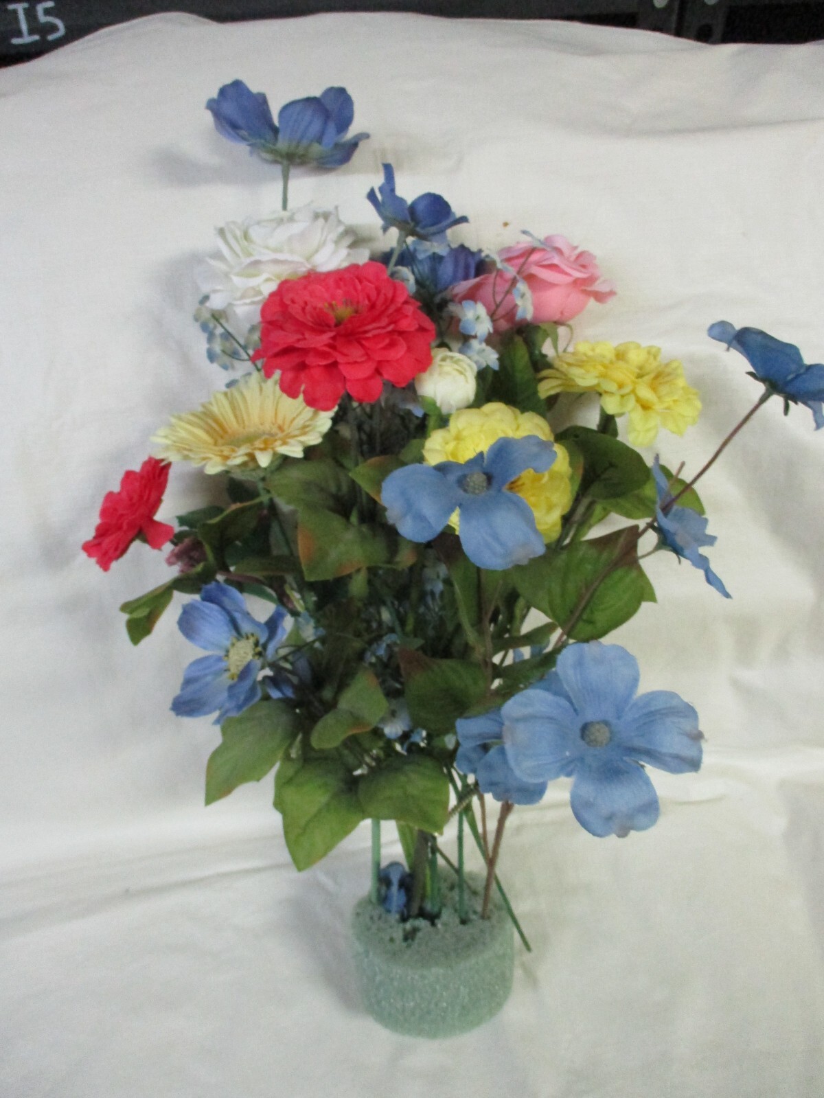 Vintage Mix Lot of Artificial Flowers – 5.5″ to 20″ in Length
