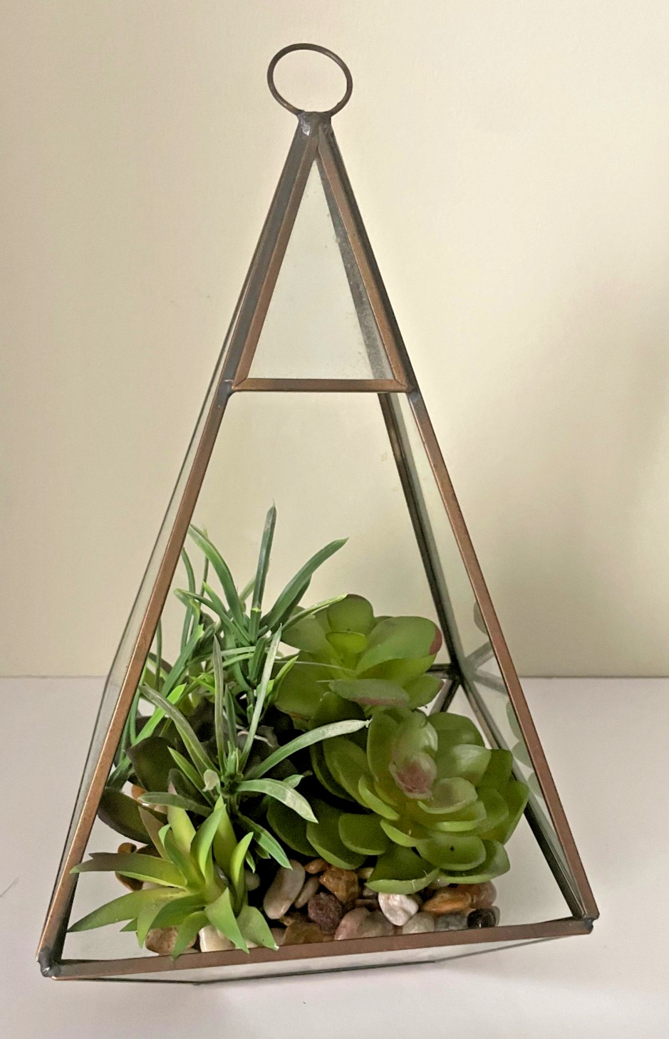 Artificial Potted Succulents Plants Hanging Glass Pyramid Arrangement