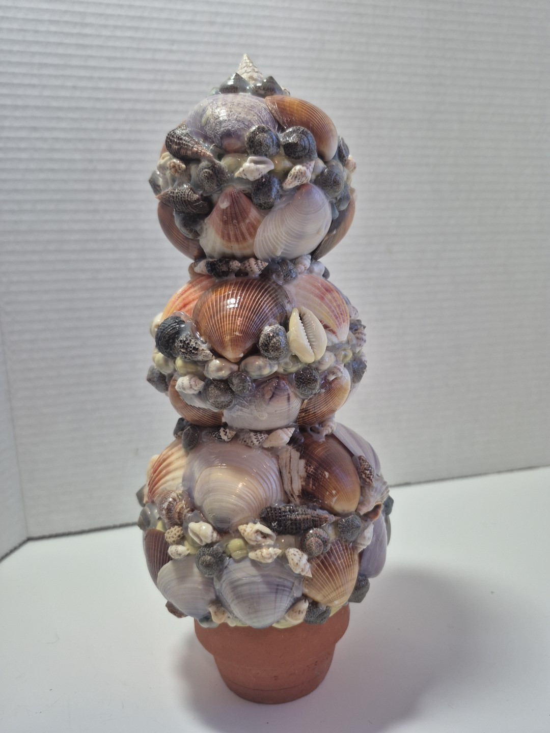 10 1/2″ Topiary – SEASHELLS POTTED TREE /bush – Made for Beachcombers. Unusual !