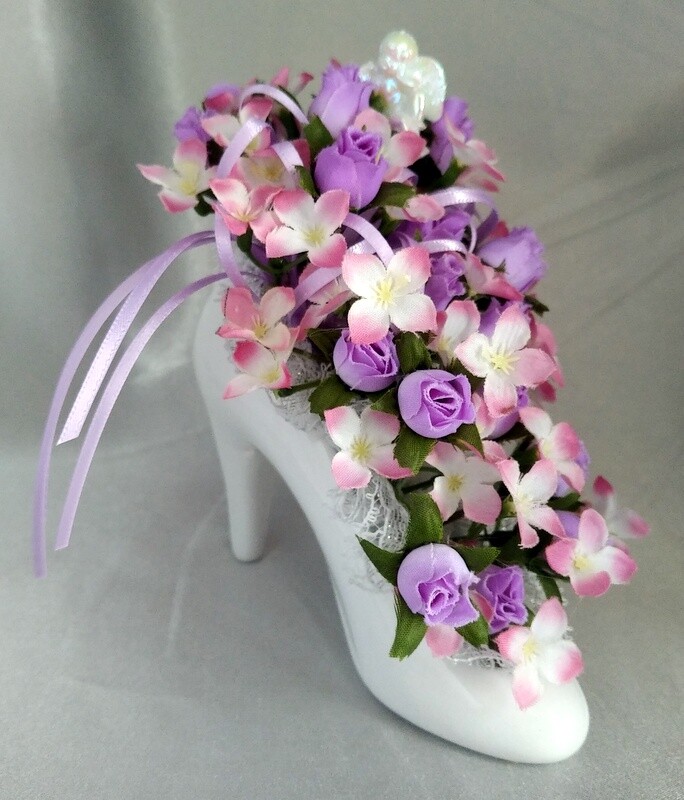 Lot (2) High Heeled Shoe Floral Arrangements w/ Cherubs (Pink/Purple & Peach)