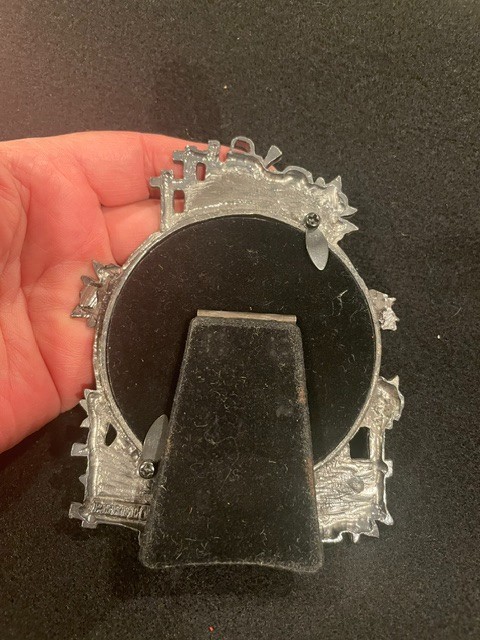Dried Pressed Flower arrangement in a Beautful Silver Tone Frame Embossed 5X4″